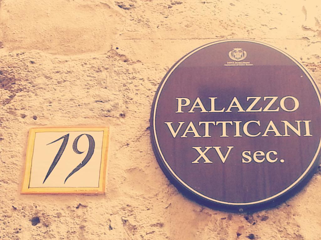 Palazzo Vatticani Palermo Esterno foto
