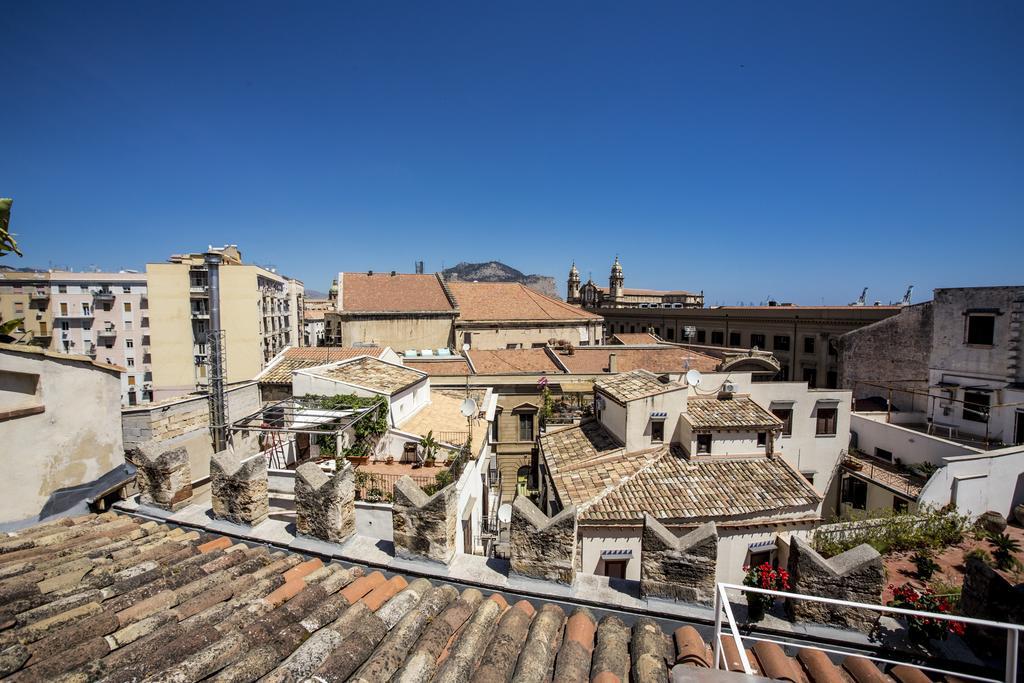 Palazzo Vatticani Palermo Esterno foto