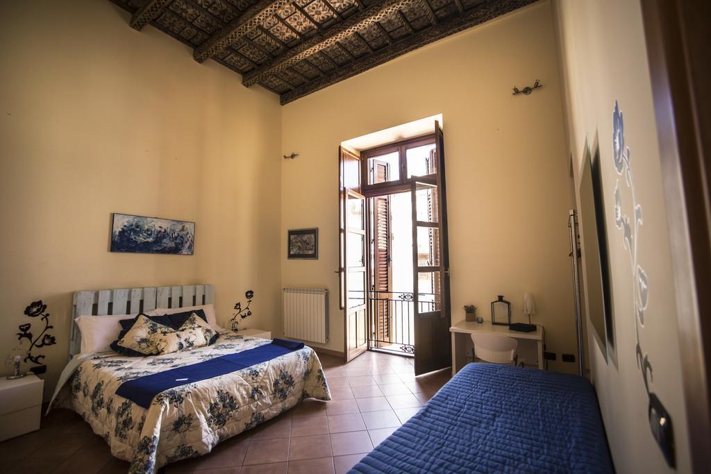 Palazzo Vatticani Palermo Esterno foto