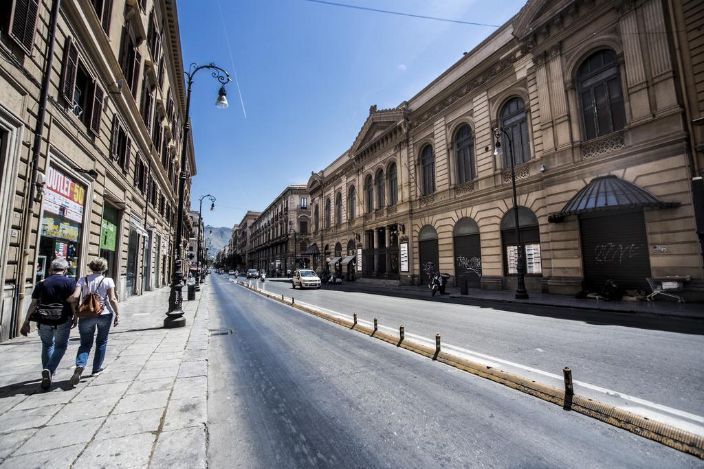 Palazzo Vatticani Palermo Esterno foto